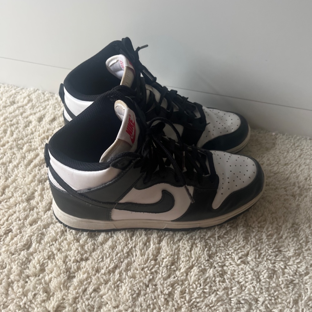Panda Dunks - Picture 3 of 3